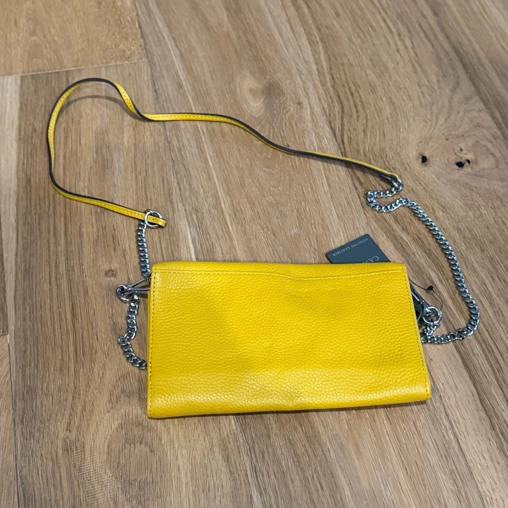 $118 NWT Vince Camuto Dandelion Yellow Crossbody Purse Wallet Chain Leather